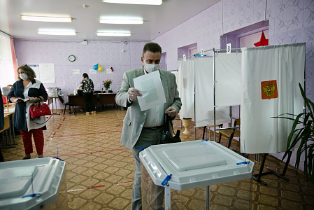 В Оренбуржье продолжается голосование по поправкам в Конституцию РФ