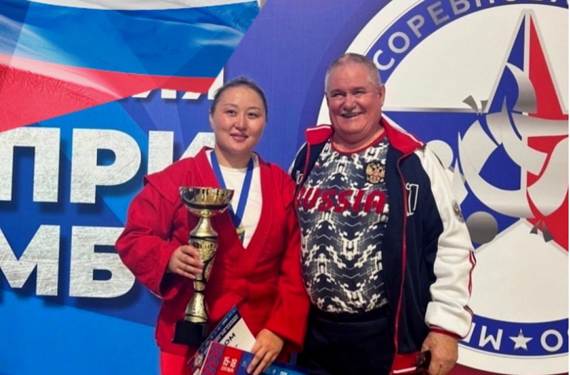 Оренбурженка Жанара Кусанова выиграла международного турнира по самбо 