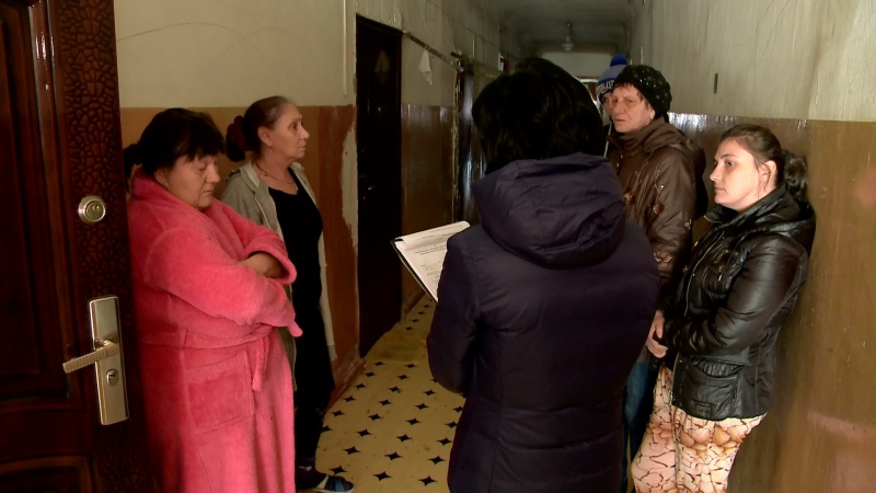 В Новотроицке соцработники выявляют неблагополучные семьи