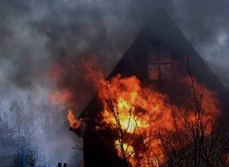В Оренбуржье мужчина погиб при пожаре