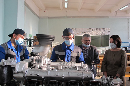 В Соль-Илецком индустриально-технологическом техникуме открылись современные мастерские