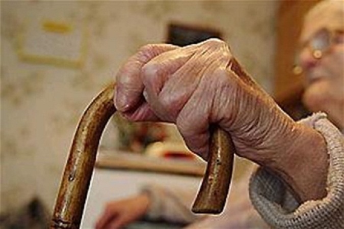 В Оренбуржье изнасиловали 85-летнюю пенсионерку
