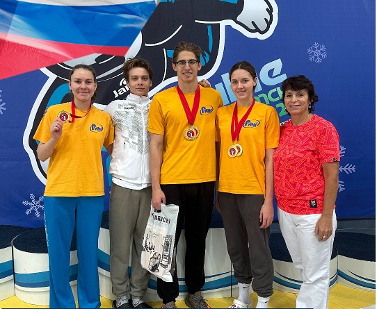 Орские пловцы успешно выступили на Всероссийских соревнованиях