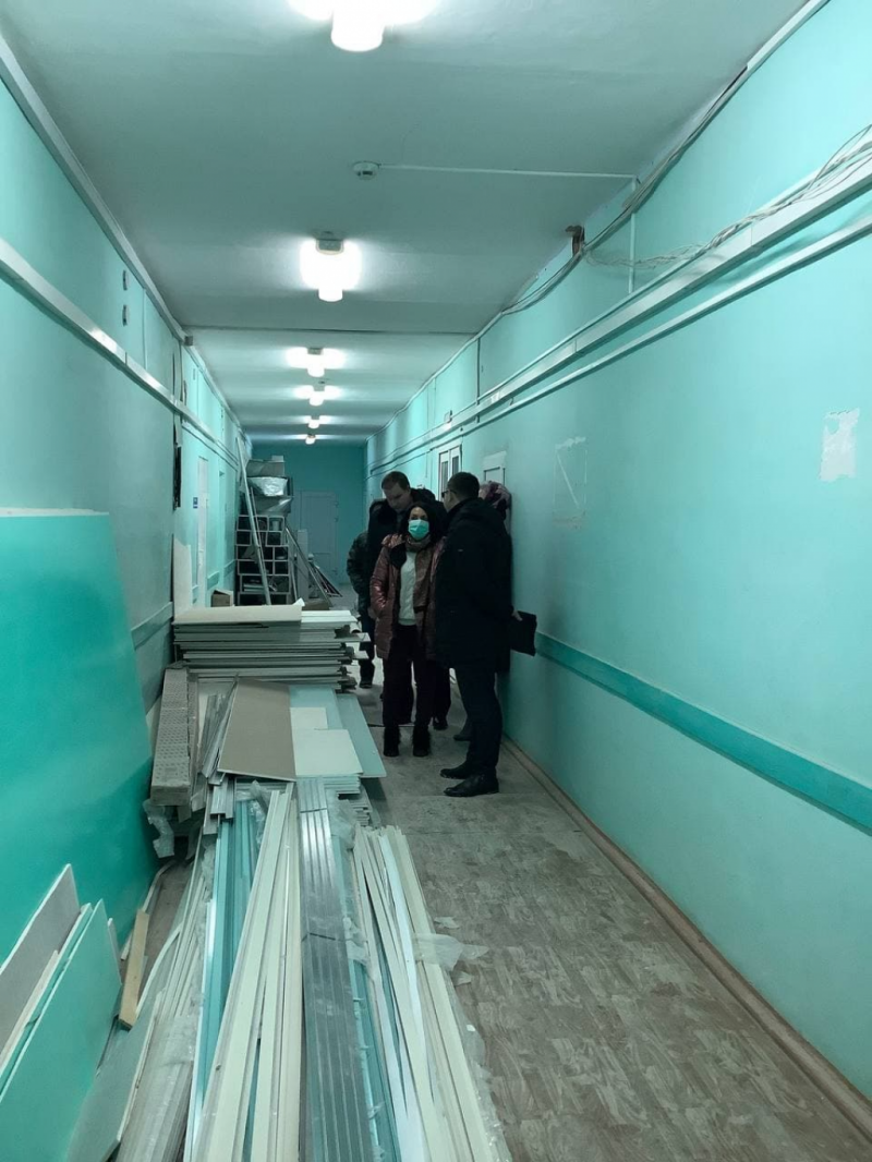 В Абдулинской межрайонной больнице полным ходом идёт капитальный ремонт 