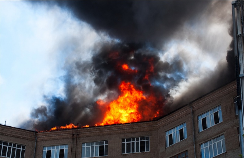 Пожар в Бузулукском районе тушили 13 пожарных