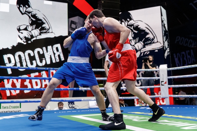 Оренбургский боксер стал бронзовым призером Чемпионата страны