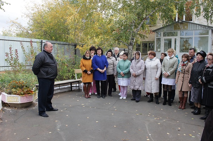 В  городском противотуберкулезном диспансере установили памятный знак Регине Алексеевой