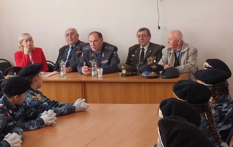 Полицейские Орска приняли участие в  акции «Оренбуржье без опасности»