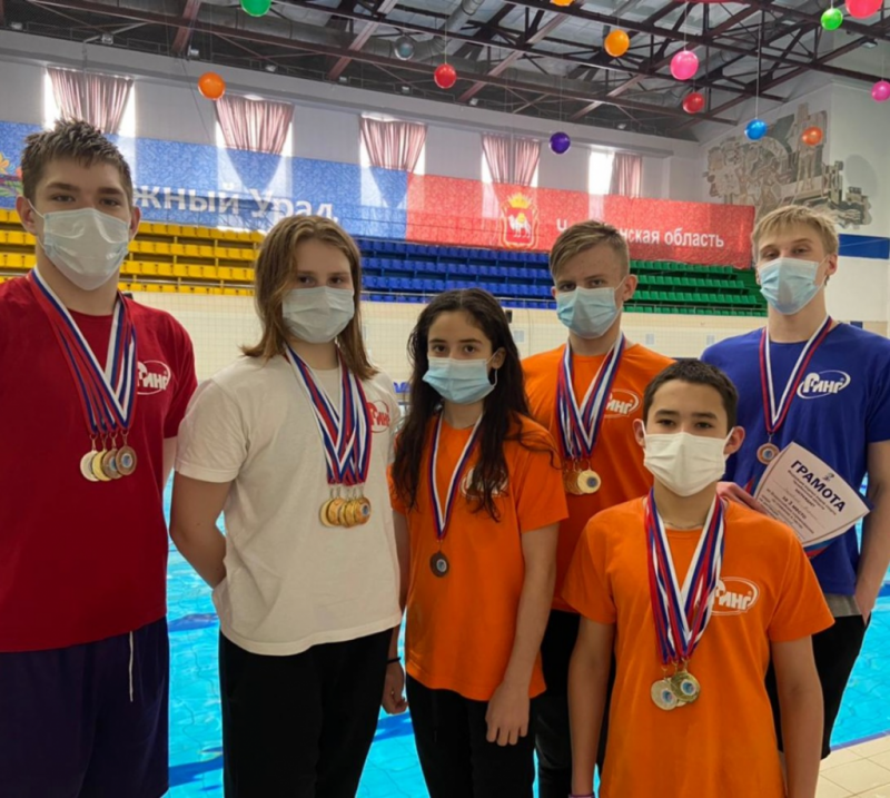 На Всероссийских соревнованиях успешно выступили пловцы из Орска