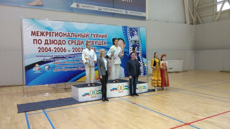Оренбургские дзюдоистки завоевали 3 медали на Республиканском турнире 