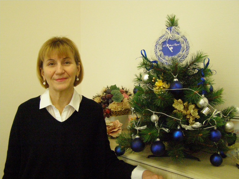 Галина Зольникова поздравляет оренбуржцев с праздниками
