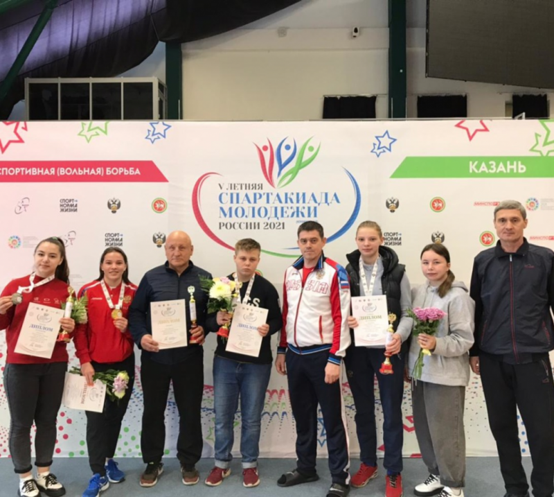 Борцы Оренбуржья завоевали 12 медалей на II этапе Спартакиады молодежи России