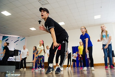Оренбургская «Академия танцев» зажигает новые звезды