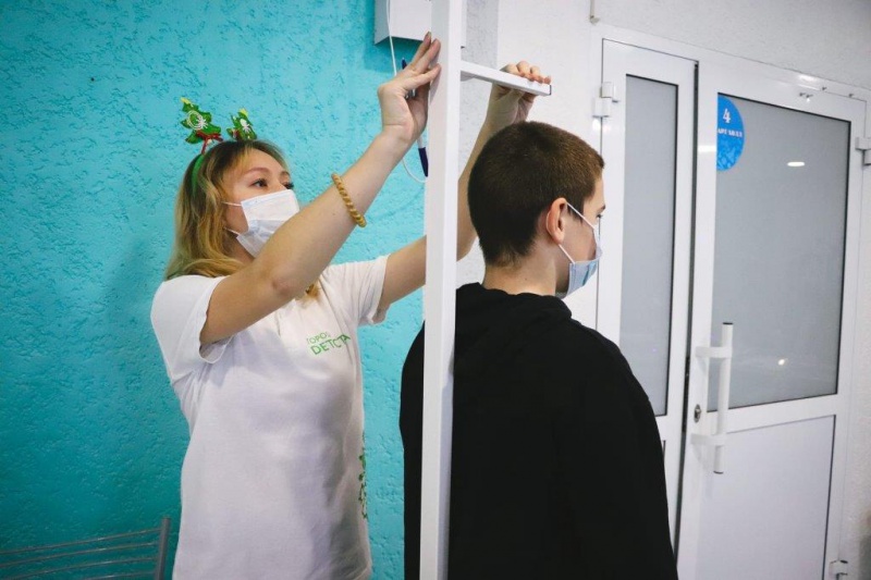 В загородных лагерях поправили здоровье более 500 юных оренбуржцев