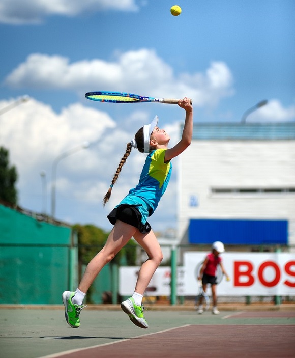  В Оренбурге определили сильнейших теннисистов