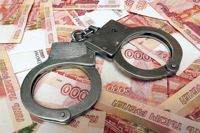 В Оренбурге декана одного из вузов подозревают в получении взятки