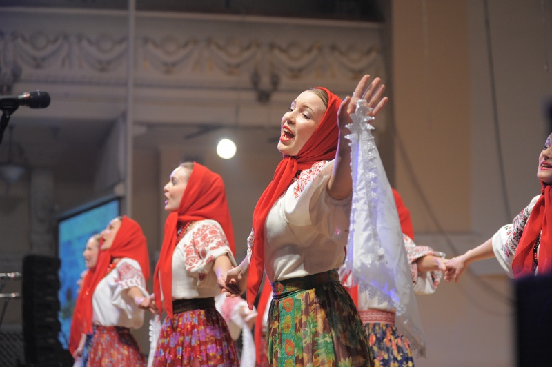 Завершился фестиваль «Оренбургский пуховый платок»