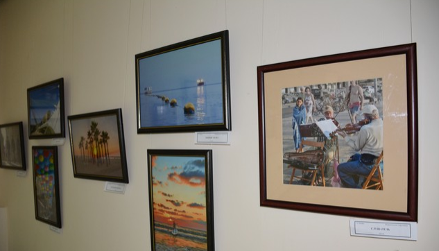 В Гае открылась выставка фотографий