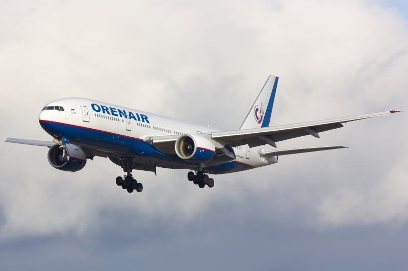 Orenair наградила летчиков, успешно посадивших самолет в Доминикане