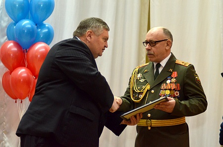 Оборонная организация России ДОСААФ отметила 90-летие