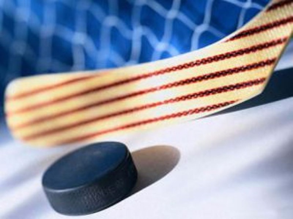 В Орске стартовал хоккейный турнир