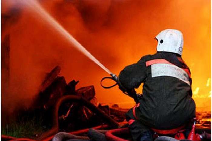 За выходные в Оренбургской области в пожарах погибли два человека