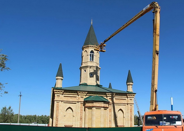 В поселке Караванном открывается новая мечеть
