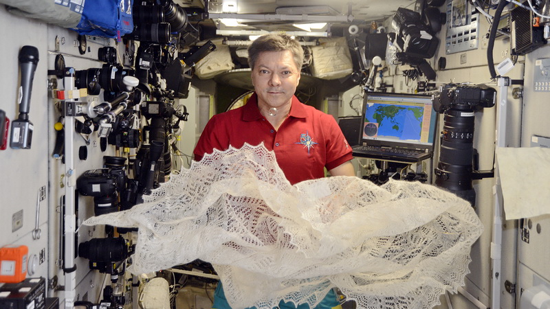 Оренбургский пуховый платок побывал в космосе