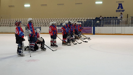 Юные хоккеисты Оренбуржья выступили на соревнованиях в Смоленске