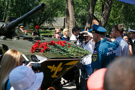 В Оренбурге в парке им. 50-летия СССР установлен макет БМД