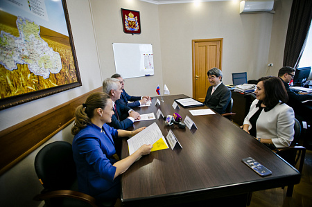 В Оренбурге встретили делегацию из  посольства Японии в России