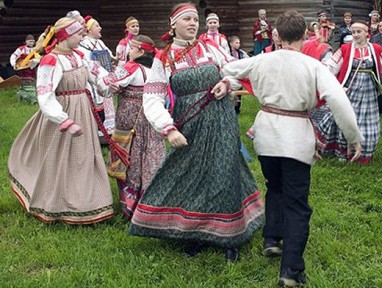 В Оренбурге проходит фестиваль «Русское поле»