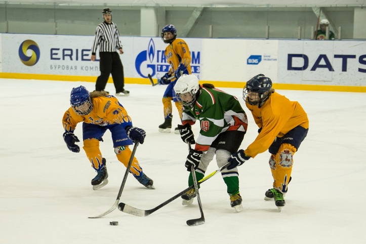Сегодня в Оренбурге стартует турнир по хоккею среди девушек