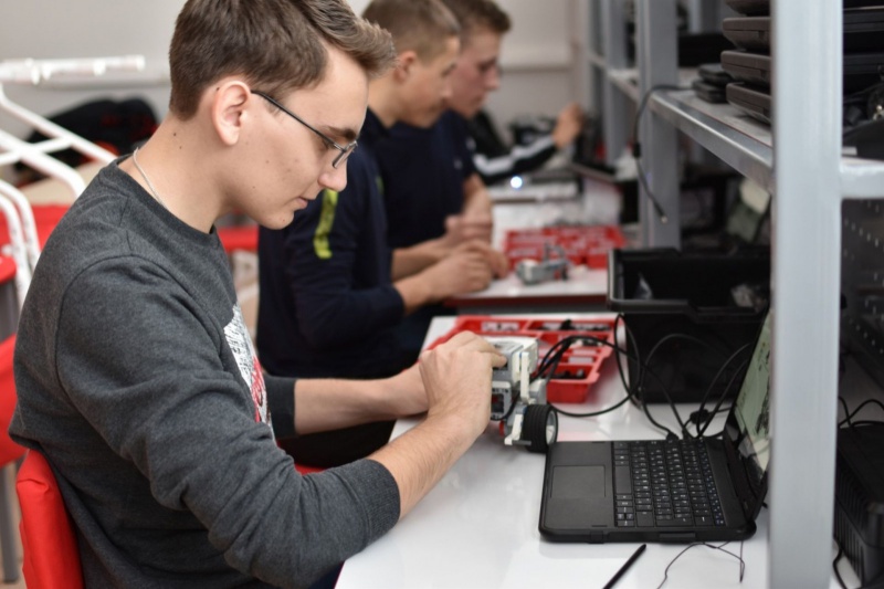 В «Точке роста» Александровского района школьники создают 3D-модели
