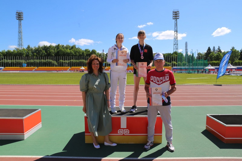 Легкоатлеты из Оренбургской области привезли 10 медалей с Чемпионата России