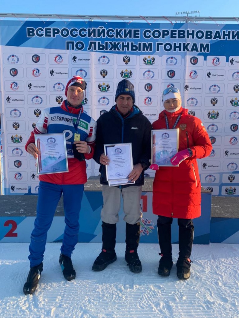 Оренбургские лыжники завоевали две золотые медали Всероссийских соревнований 