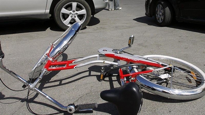 В Илекском районе водитель сбил двух велосипедисток
