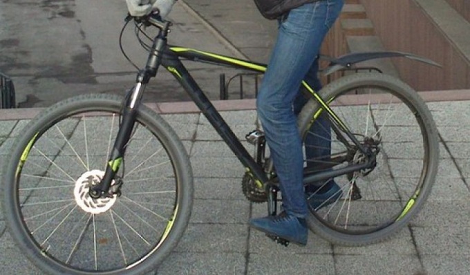 В Оренбурге студент колледжа угнал велосипед, чтобы не опоздать на пары