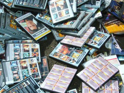 Полицейские изъяли более 54 тысяч дисков с признаками контрафактности
