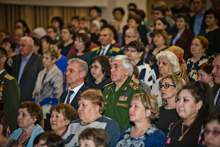 В Оренбурге почтили память военнослужащих, погибших в горячих точках