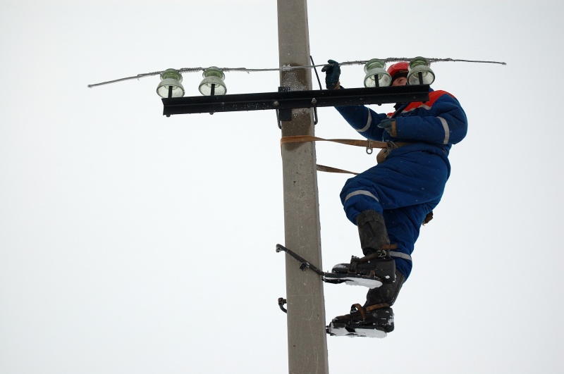 3000 незаконных подключений к электросетям зарегистрировано в 2013 году