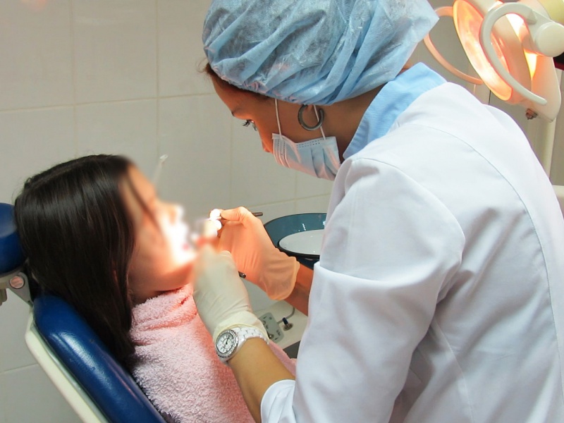 Готовятся лечить зубы без боли