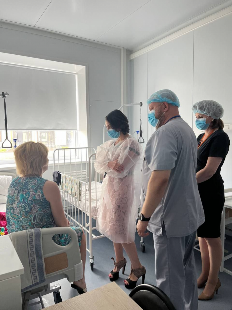 Руководитель регионального минздрава посетила с рабочим визитом новую Областную инфекционную больницу