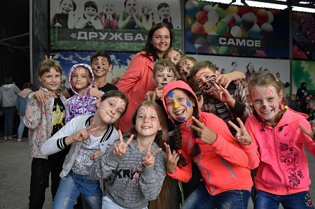 Более 200 тысяч юных оренбуржцев отдохнули в летних загородных лагерях и санаториях