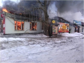 Пожар в Саракташе: пострадали кафе и магазины