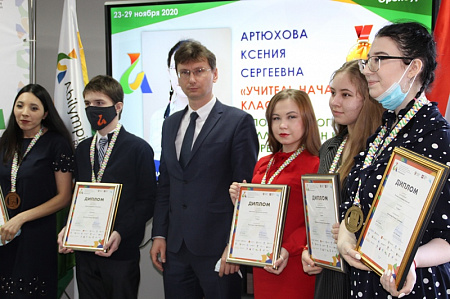  В Оренбурге  наградили победителей VI Национального чемпионата Абилимпикс