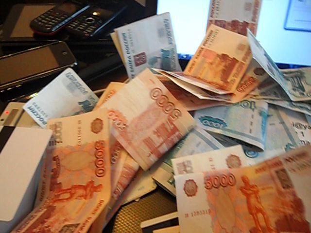 Подпольные банкиры зарабатывали на обналичке сотни миллионов рублей (видео)