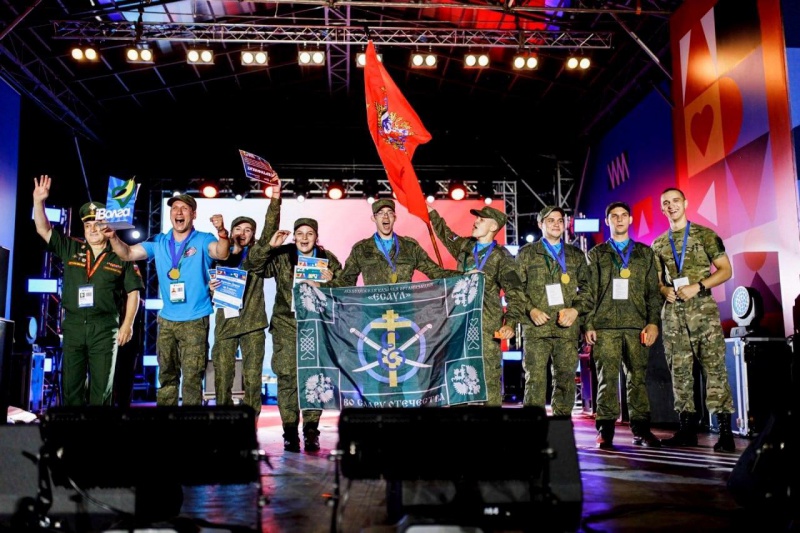 Команда Оренбуржья стала победителем соревнований по НВП на окружном молодёжном фестивале «iВолга» 