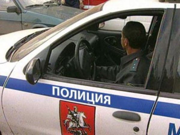 В Оренбурге полицейский врезался на внедорожнике в иномарку
