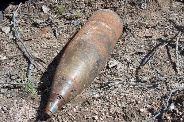 В Сорочинке на улице обнаружили артиллерийский снаряд